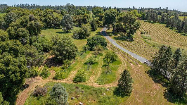 13320 Oakstream Rd, Plymouth, CA 95669