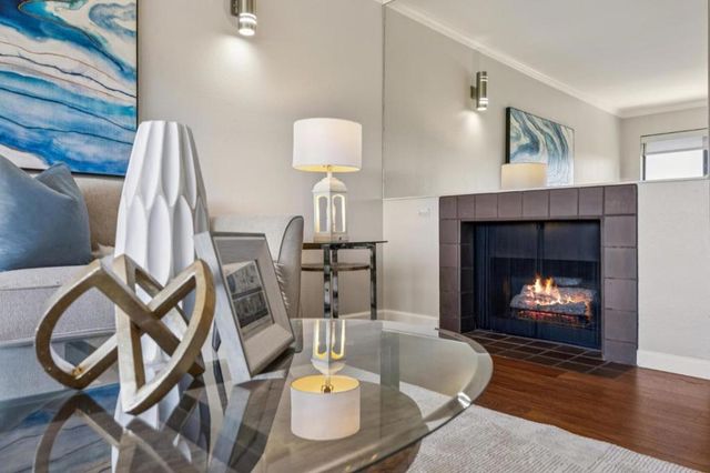 410 Sheridan Avenue 446, Palo Alto, CA 94306