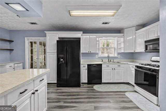 3720 Quail Hollow Trail, Snellville, GA 30039