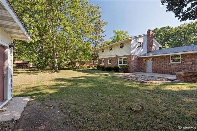 2260 S Harvey Avenue, Westland, MI 48186