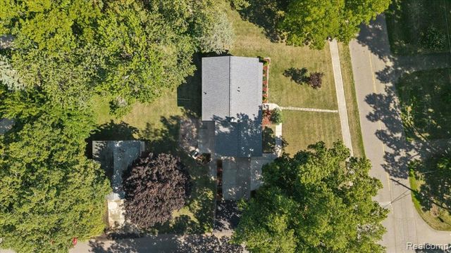 2260 S Harvey Avenue, Westland, MI 48186