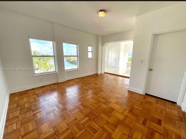 4035 N Meridian Ave PH, Miami Beach, FL 33140