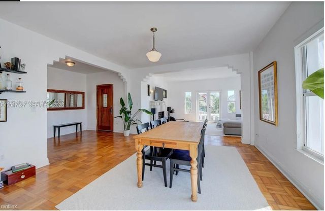 4035 N Meridian Ave PH, Miami Beach, FL 33140