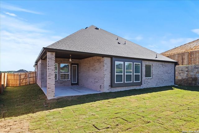 3716 Moru Oak Drive, Seguin, TX 78155