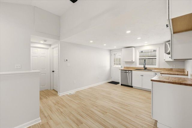 9 Blissful Lane, East Wareham, MA 02538