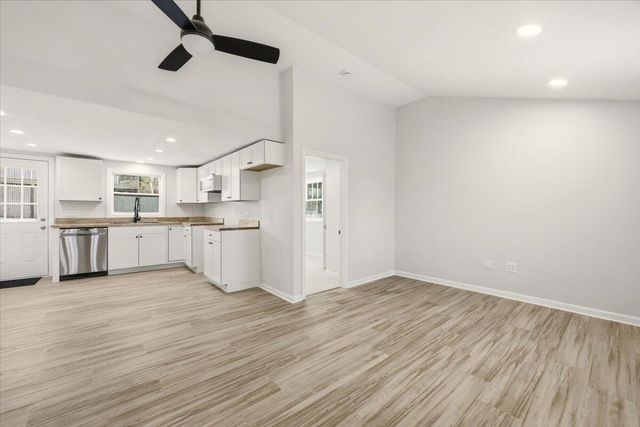 9 Blissful Lane, East Wareham, MA 02538