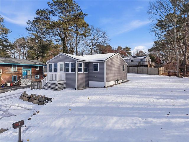 9 Blissful Lane, East Wareham, MA 02538