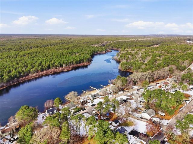 9 Blissful Lane, East Wareham, MA 02538