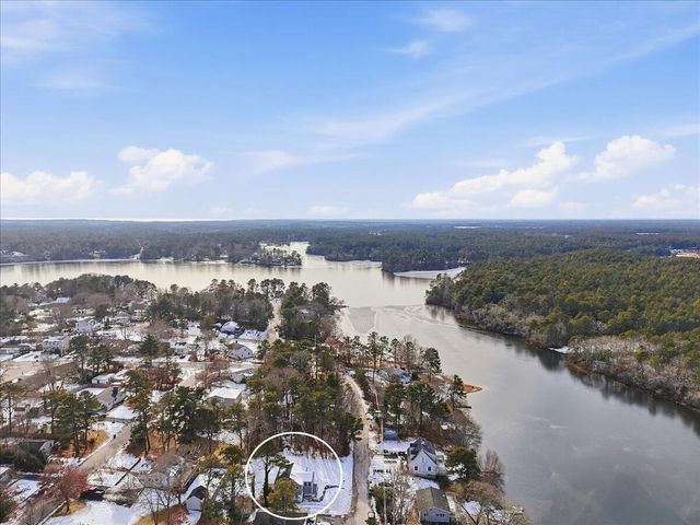 9 Blissful Lane, East Wareham, MA 02538