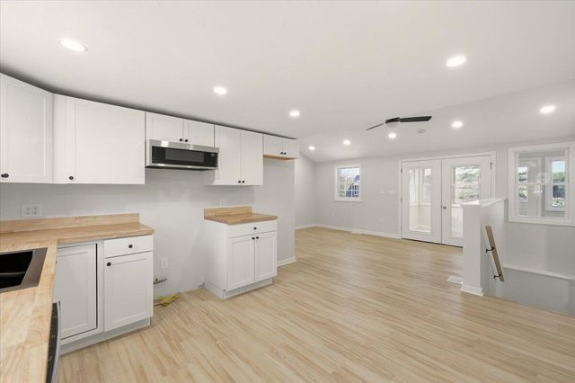 9 Blissful Lane, East Wareham, MA 02538