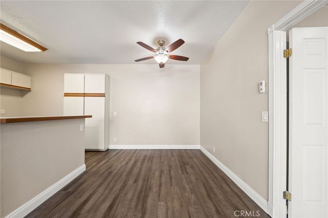 12042 Sylvan River 4, Fountain Valley, CA 92708