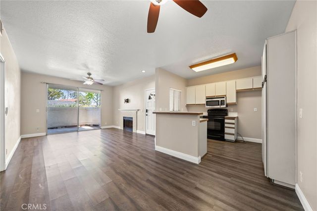 12042 Sylvan River 4, Fountain Valley, CA 92708