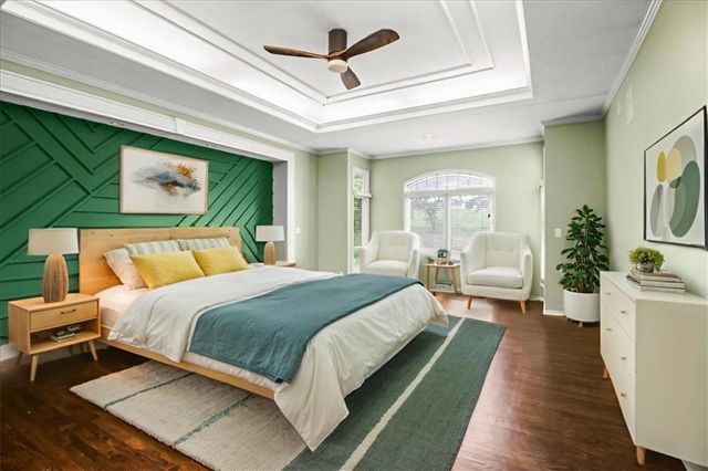713 NE DICK HOWSER Court, Lee's Summit, MO 64064