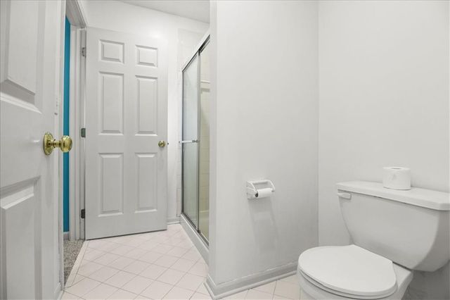 713 NE DICK HOWSER Court, Lee's Summit, MO 64064