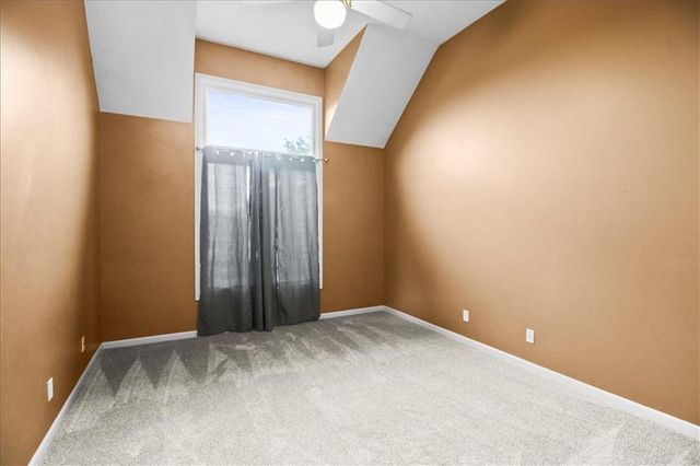 713 NE DICK HOWSER Court, Lee's Summit, MO 64064