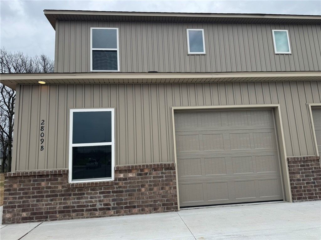 2809B N Denver Street, Siloam Springs, AR 72761