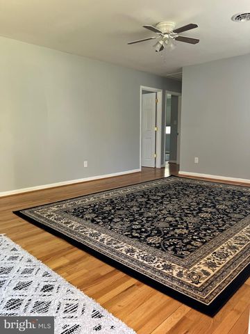 150 5TH, Colonial Beach, VA 22443