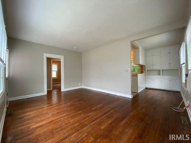 811 N Grant Street, Bloomington, IN 47408