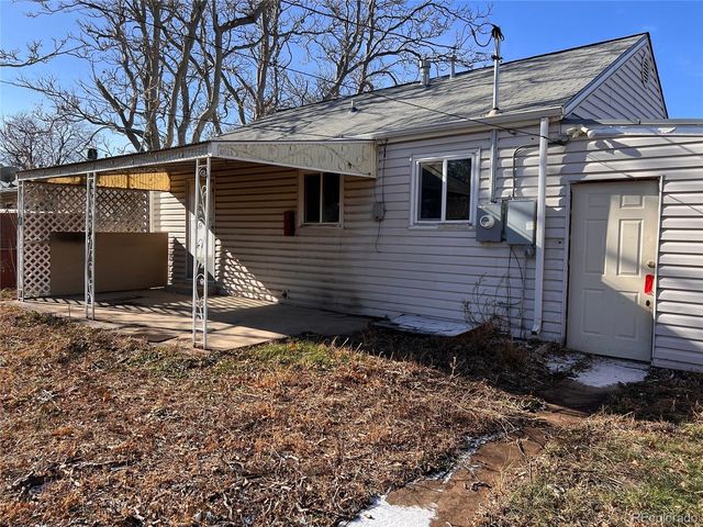 930 Nome Street, Aurora, CO 80010