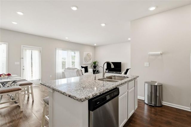 153 Auburn Crossing Drive, Auburn, GA 30011