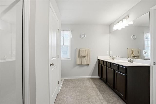 153 Auburn Crossing Drive, Auburn, GA 30011