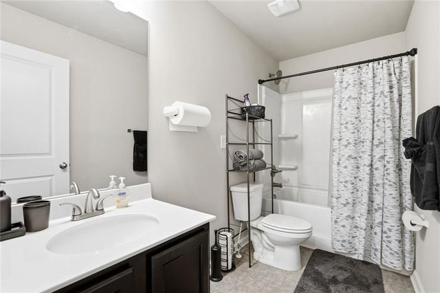 153 Auburn Crossing Drive, Auburn, GA 30011