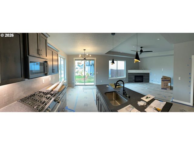 11214 Ne 136TH Ave, Vancouver, WA 98682