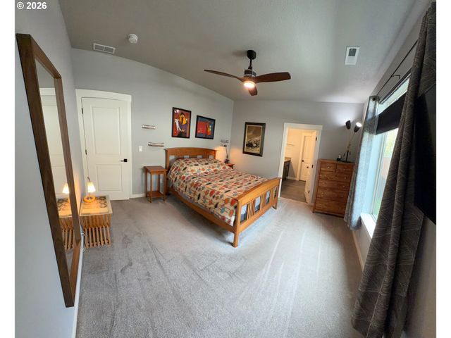 11214 Ne 136TH Ave, Vancouver, WA 98682