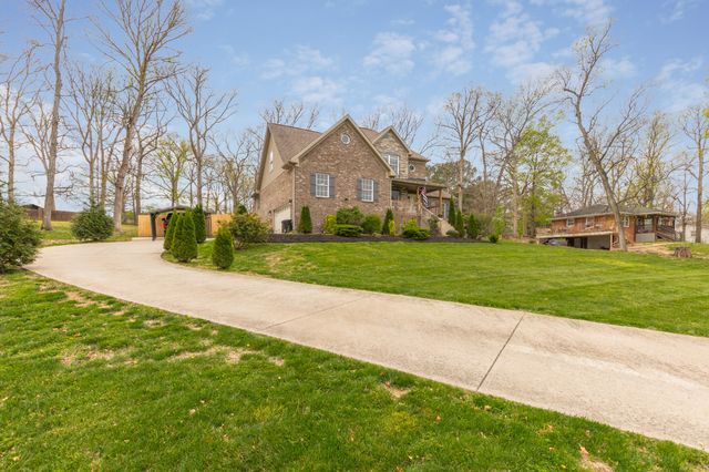 714 Eastland Ln, Lebanon, TN 37090