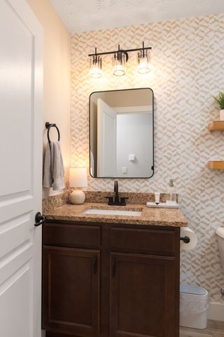 714 Eastland Ln, Lebanon, TN 37090