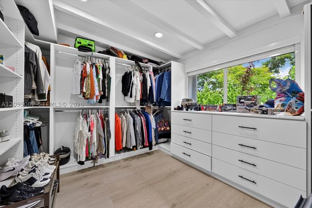 6750 SW 74th St, South Miami, FL 33143