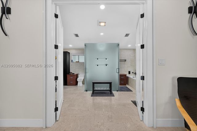 6750 SW 74th St, South Miami, FL 33143