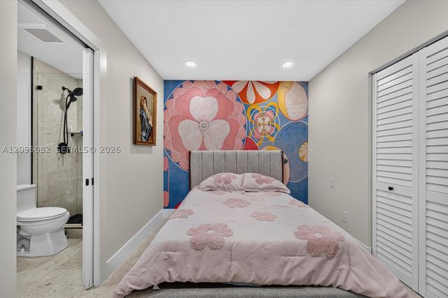 6750 SW 74th St, South Miami, FL 33143