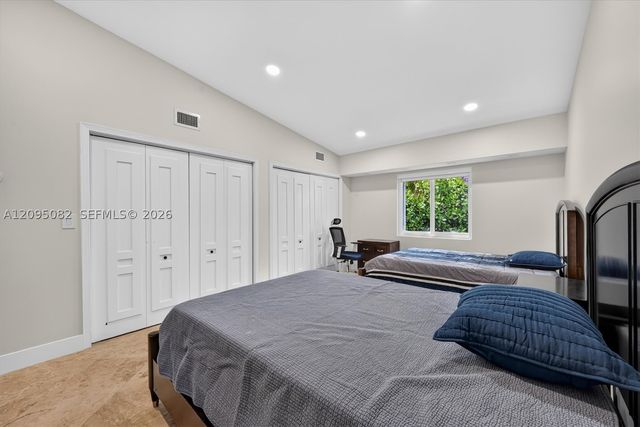 6750 SW 74th St, South Miami, FL 33143