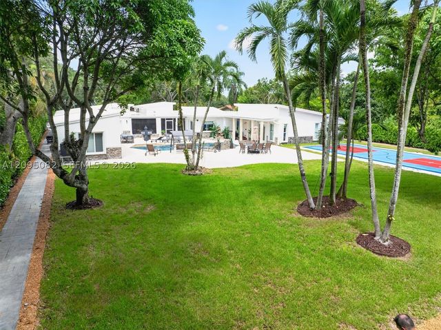 6750 SW 74th St, South Miami, FL 33143