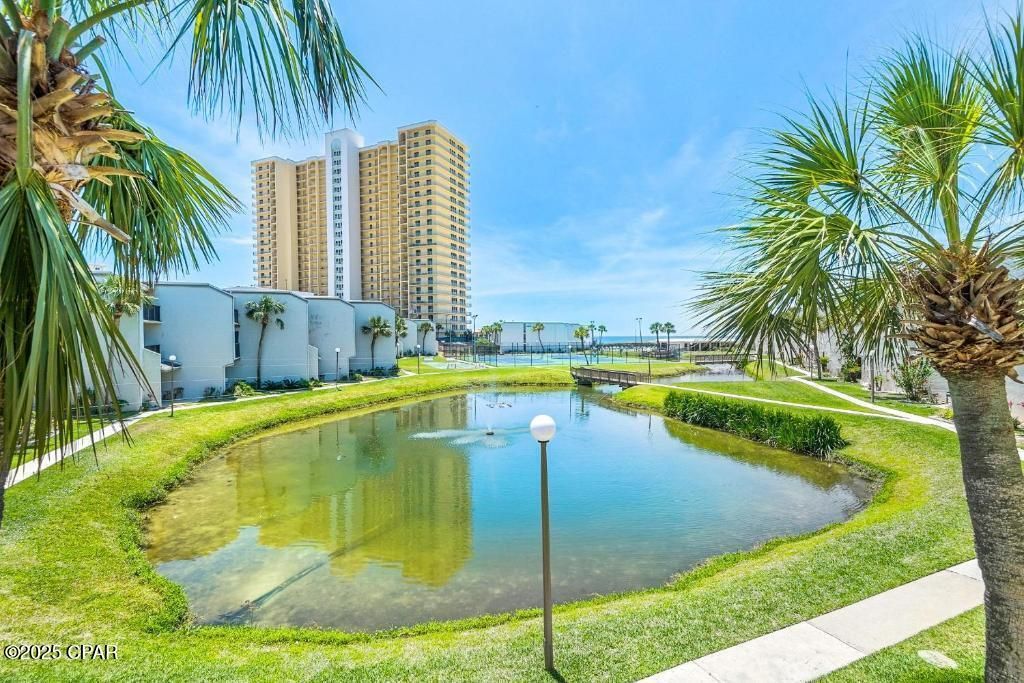 Image 33 of property listing at 8727 Thomas Drive D5, Panama City Beach, FL 32408