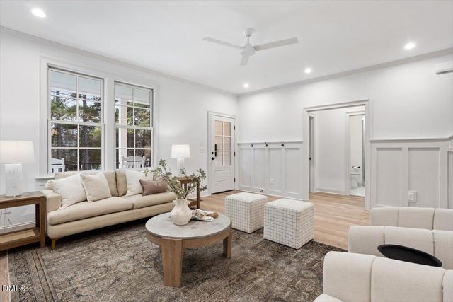203 Baggett Avenue, Raleigh, NC 27604
