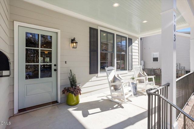 203 Baggett Avenue, Raleigh, NC 27604