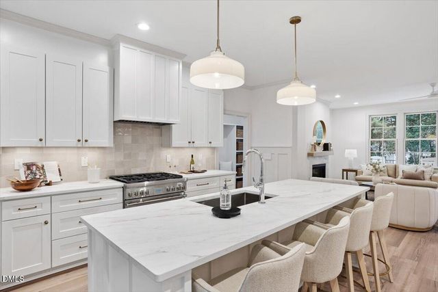 203 Baggett Avenue, Raleigh, NC 27604