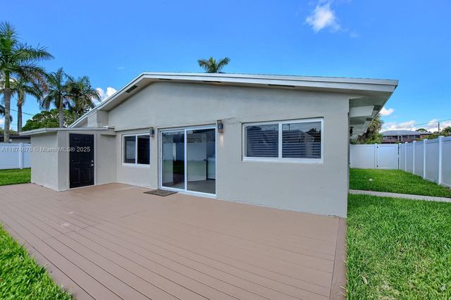 126 NW 3rd Ct 0, Boca Raton, FL 33432