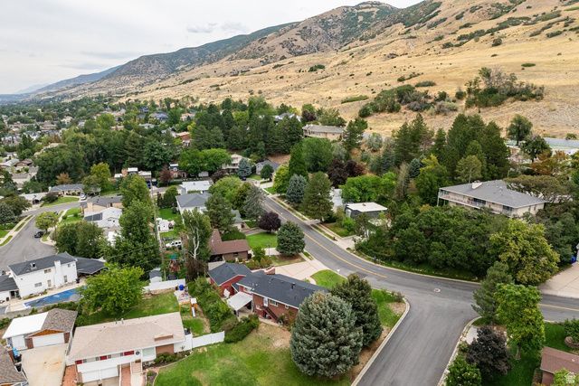 1285 N 900 E, Bountiful, UT 84010
