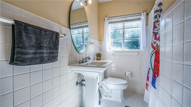 2014 NEWMAN STREET, Orlando, FL 32803