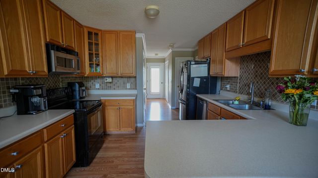 80 Raven Hill Court, Clayton, NC 27520