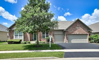 572 Tuscan View Drive, Elgin, IL 60124