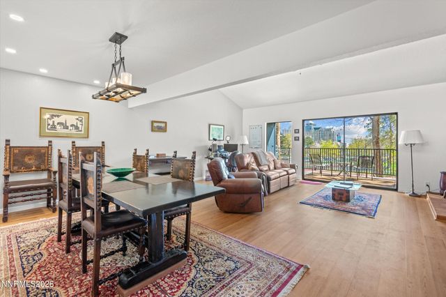524 Island Avenue, Reno, NV 89501