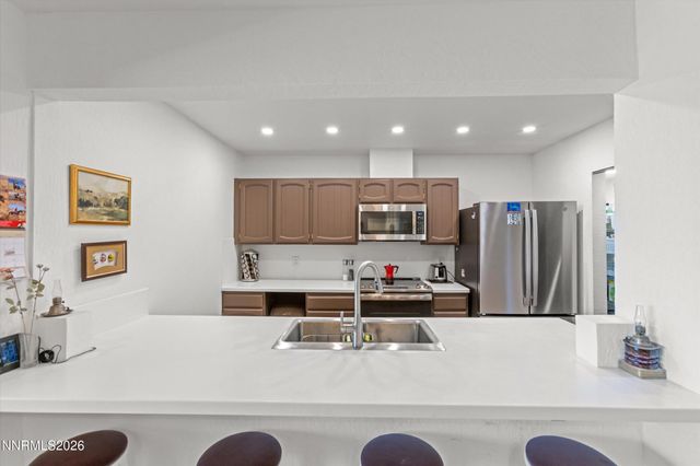 524 Island Avenue, Reno, NV 89501