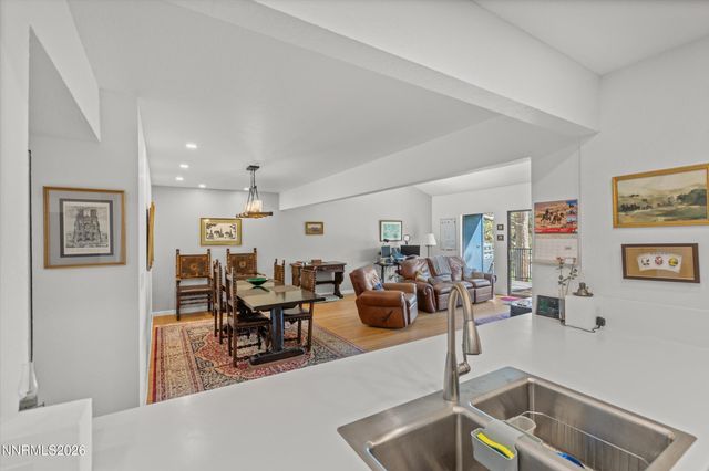 524 Island Avenue, Reno, NV 89501