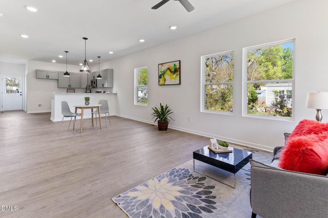 1515 Belmont Street, Burlington, NC 27215