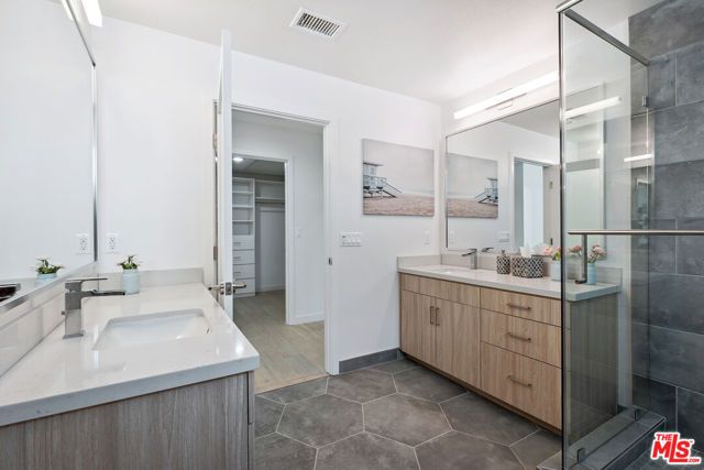 1746 Garfield Place 203, Los Angeles, CA 90028