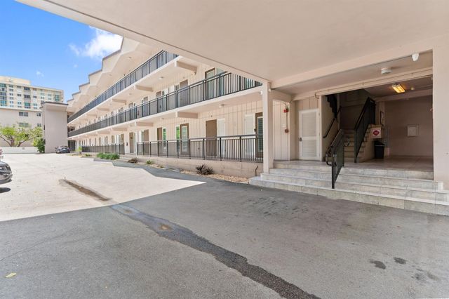 1967 S Ocean Boulevard 107, Pompano Beach, FL 33062